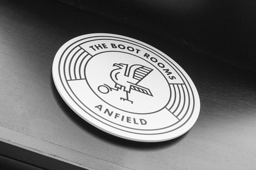 The Boot Rooms Anfield Ливърпул Екстериор снимка